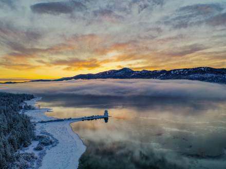 Big Bear Lake Observatorium im Winter