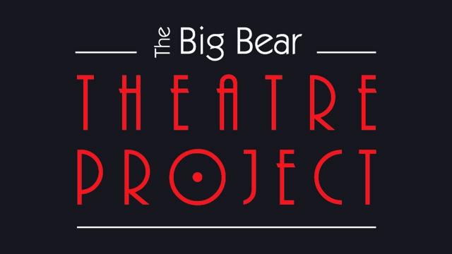 Das Logo für das Big Bear Theatre Project mit roter und weißer Schrift.