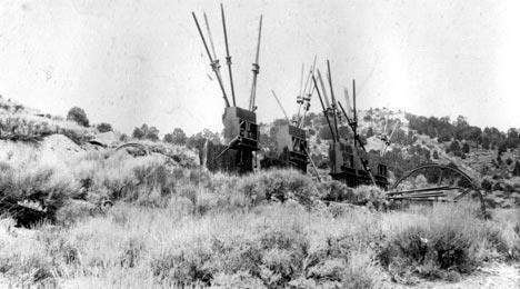 Ruinen einer Stempelmühle von 1874 in der Gold Mountain Mine in Big Bear Lake.